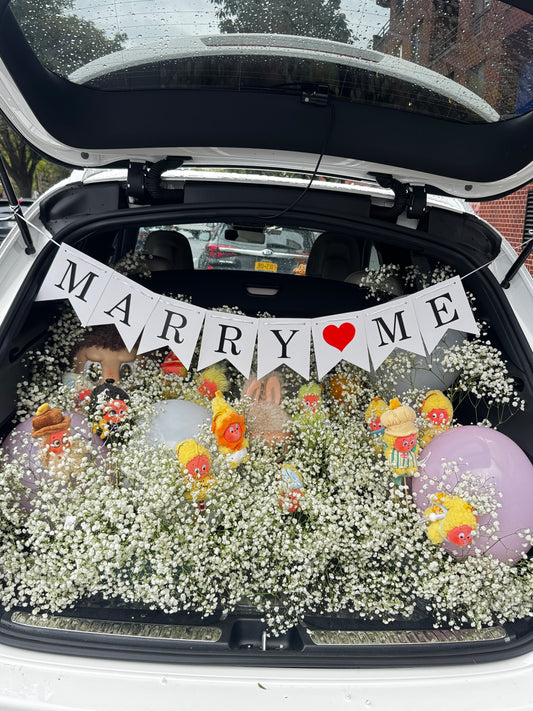 后备箱布置 Car back trunk flower surprise