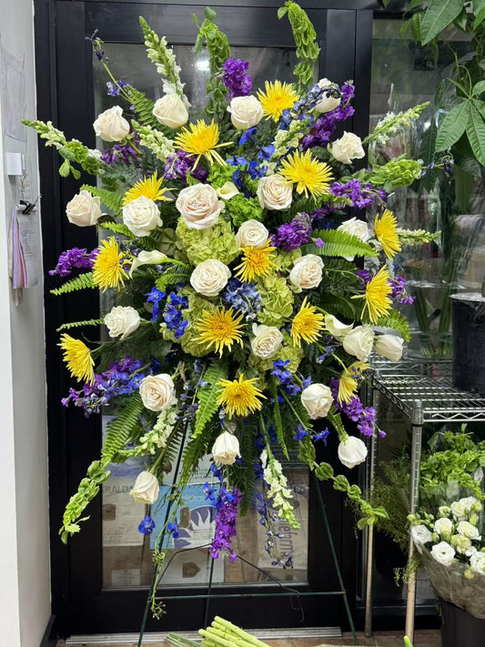 Sympathy ELEGANT EMBRACE 艺术花圈 191