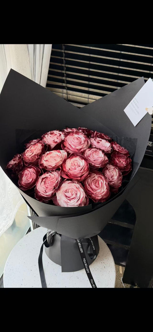 Preorder 灰蔷薇玫瑰花束 11