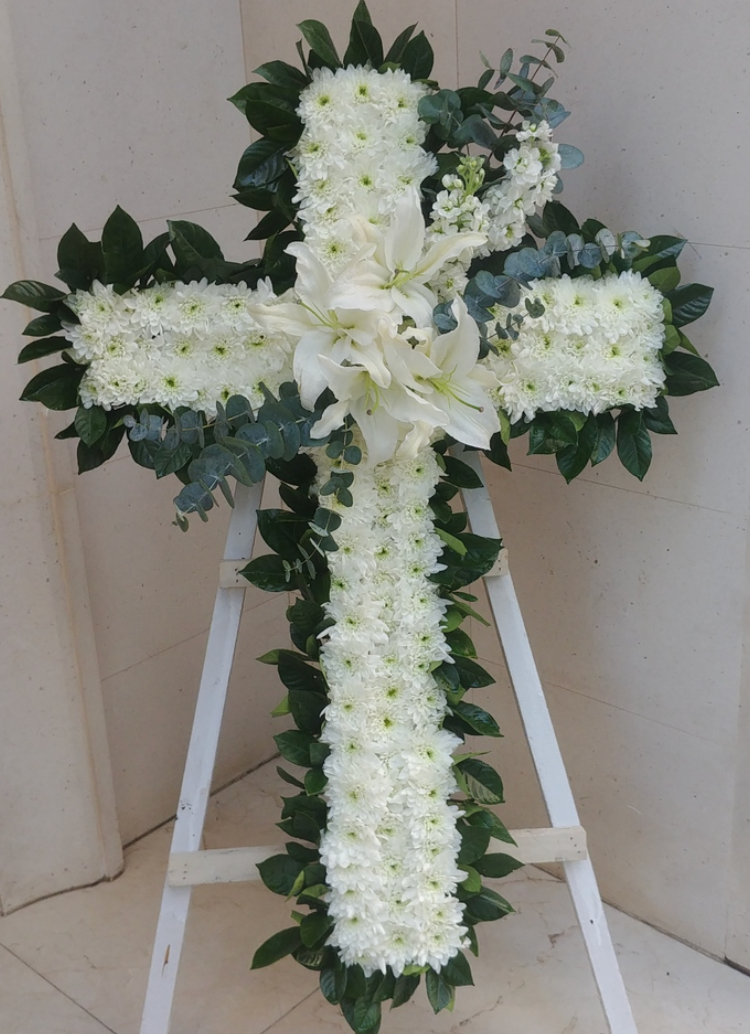 Standing Cross Red 181